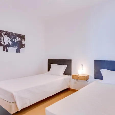 Al - Girassol Front Apartament Quarteira