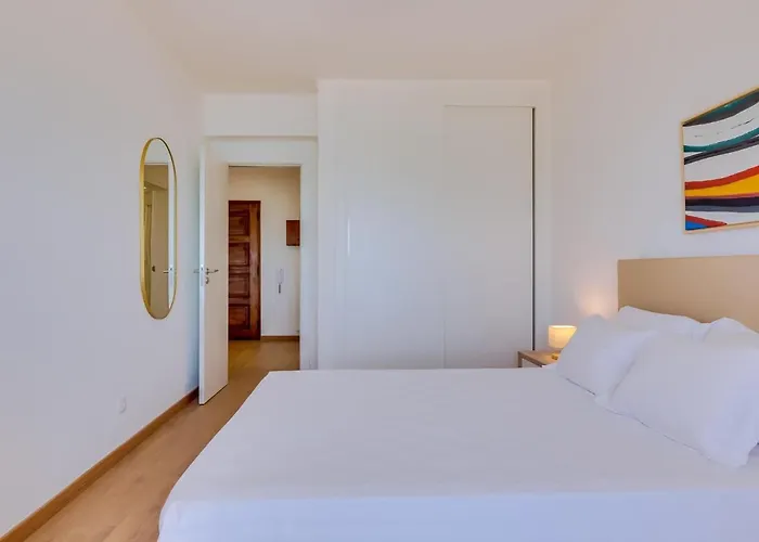 Al - Girassol Front Apartment Quarteira
